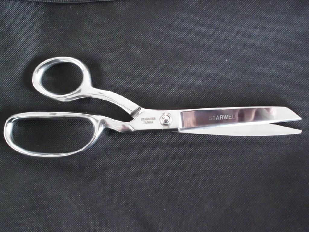 CLOTH SCISSORS