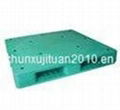 Plastic rotational pallet 5