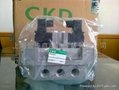 CKD電磁閥4F620-20-