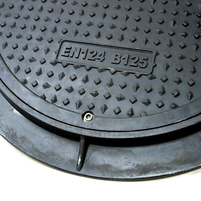 EN124 Manhole cover with lock