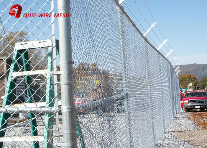 Hot Dipped Galvanized 9 Gauge Chain Link Fence 5