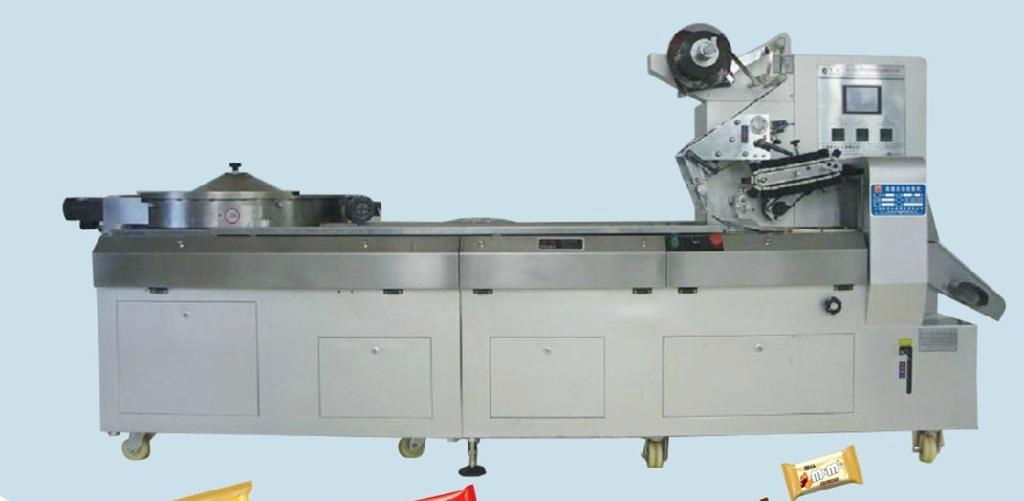 Full-automatic High Speed Flow Type Candy Packaging Machine