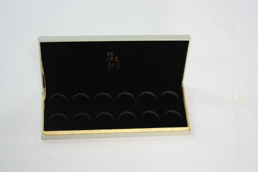 Cufflinks coin collection box 3
