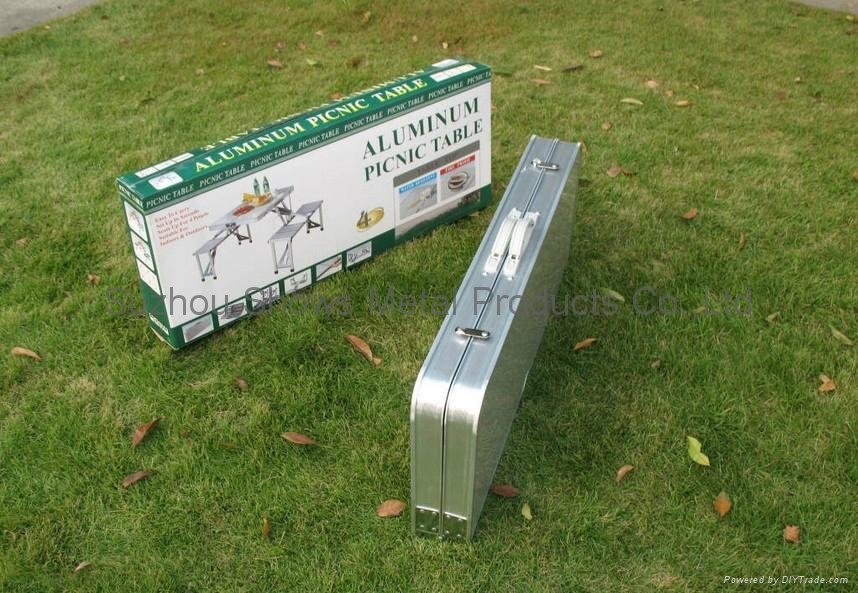 Aluminum folding picnic table 2