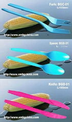 100% disposable and compostable cornstarch flatware set