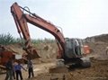 HITACHI-EX200-3 Crawler excavator