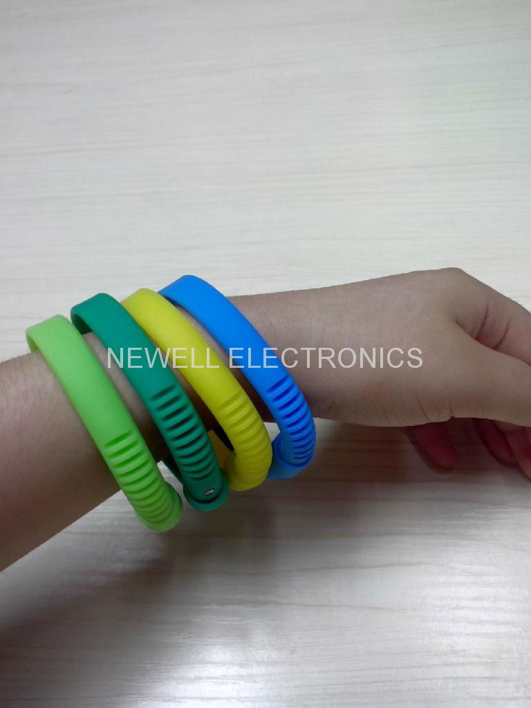 Silicone Wristband Touch Stylus Pen for iPhone5 3