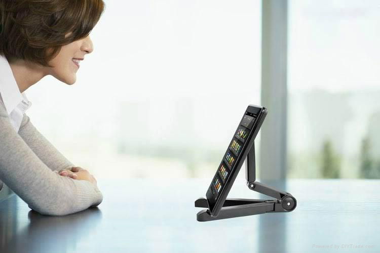  Portable and Foldable Tablet PC Stands for iPad 4