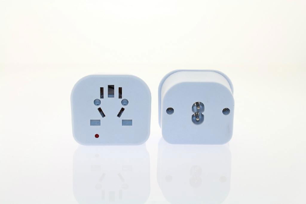 Universal plug with surge protection device 3