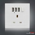 UK Wall Socket with 3 USB Port and Switch