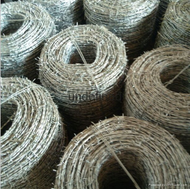 Galvanised Barbed Wire Fencing Roll 2