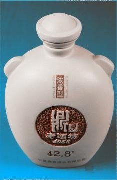 專業陶瓷酒瓶生產