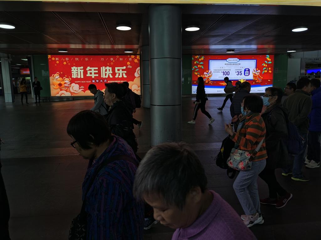 深圳罗湖口岸广告-罗湖口岸媒体广告-罗湖口岸灯箱 4