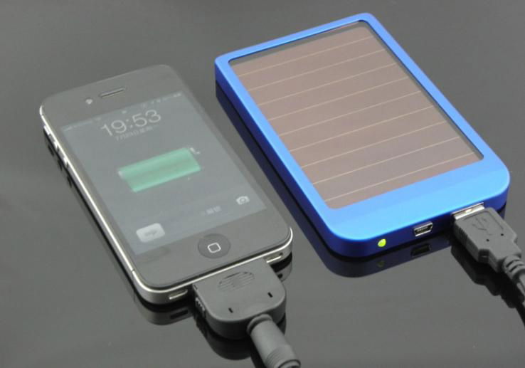 2600mAh Solar Mobile Charger Power Bank 2