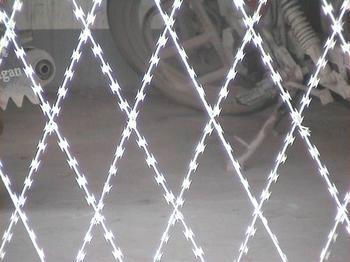 Razor Wire 3