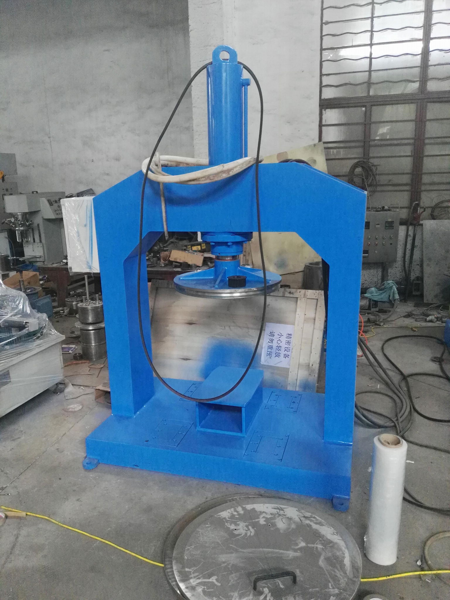 YLS-1 hydraulic discharging machine