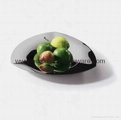 Triangle Fruit Plate in 18/10 PT-709