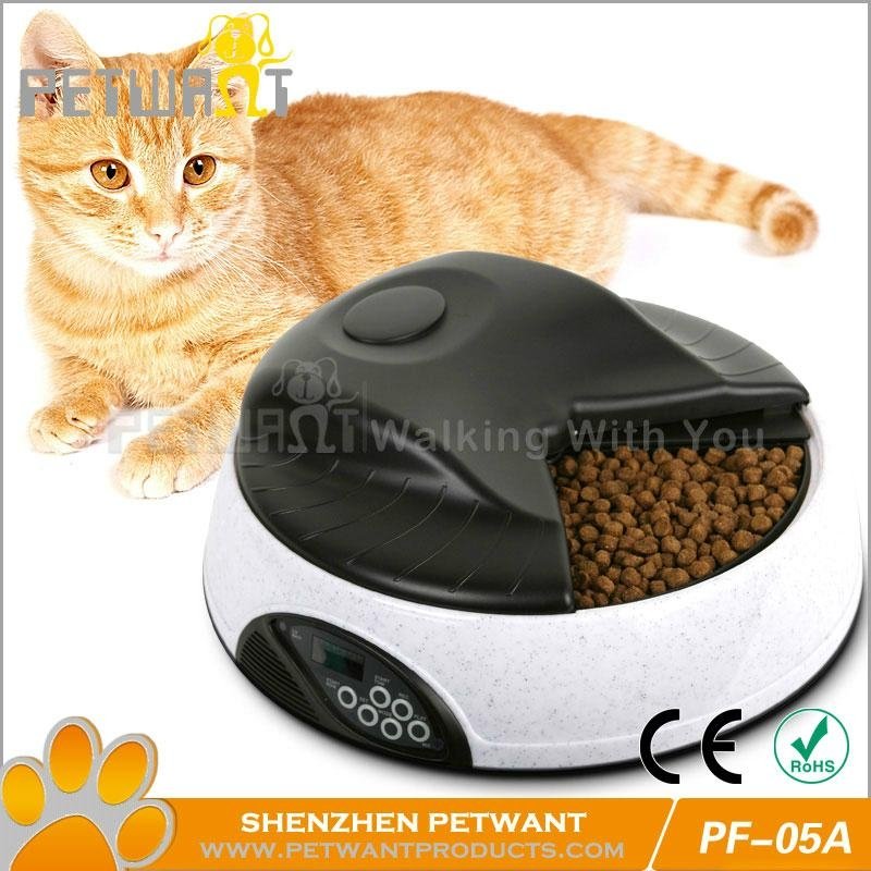 Automatic Pet Feeder With Water Trough 4