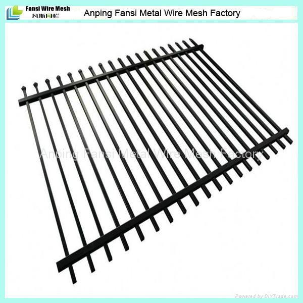 2400mm length Crimped spear metal garrison fence supplier 3