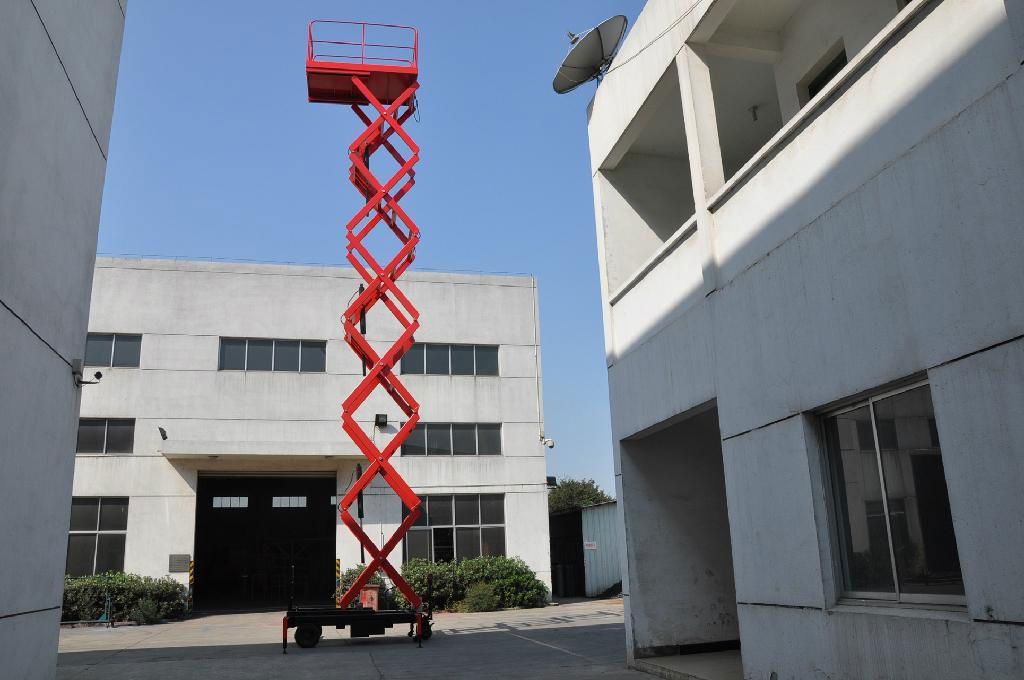 12m Scissor Lift with 450Kg Loading Weight 3