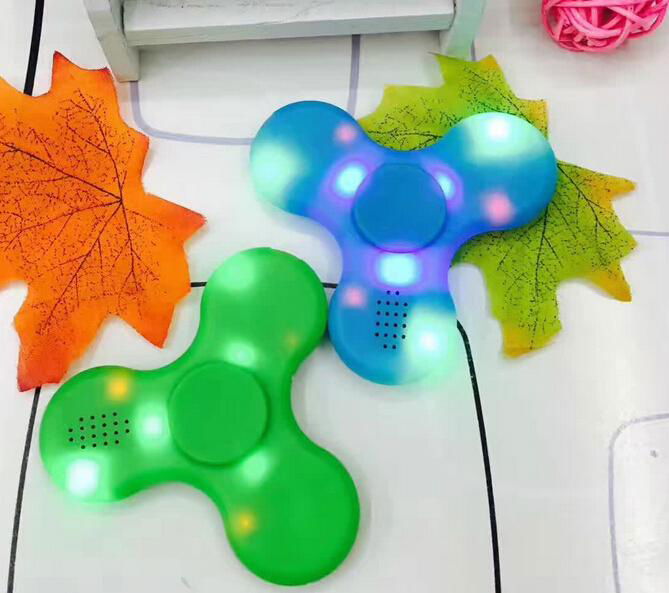 Hot Prodcut New  LED Bluetooth Speaker Hand Spinner Toy