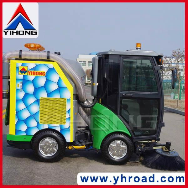 YHD21 ROAD SWEEPER 