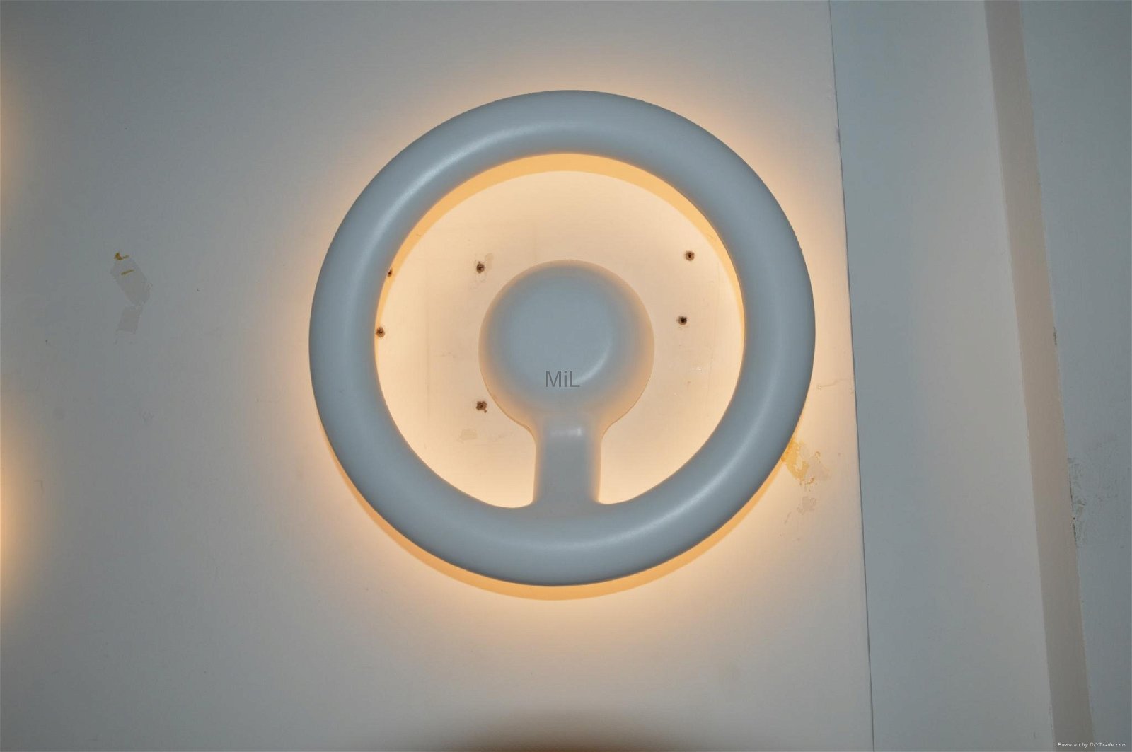 Contemporary Fashion wall lamp beside decoration light MiL-MB3337 2