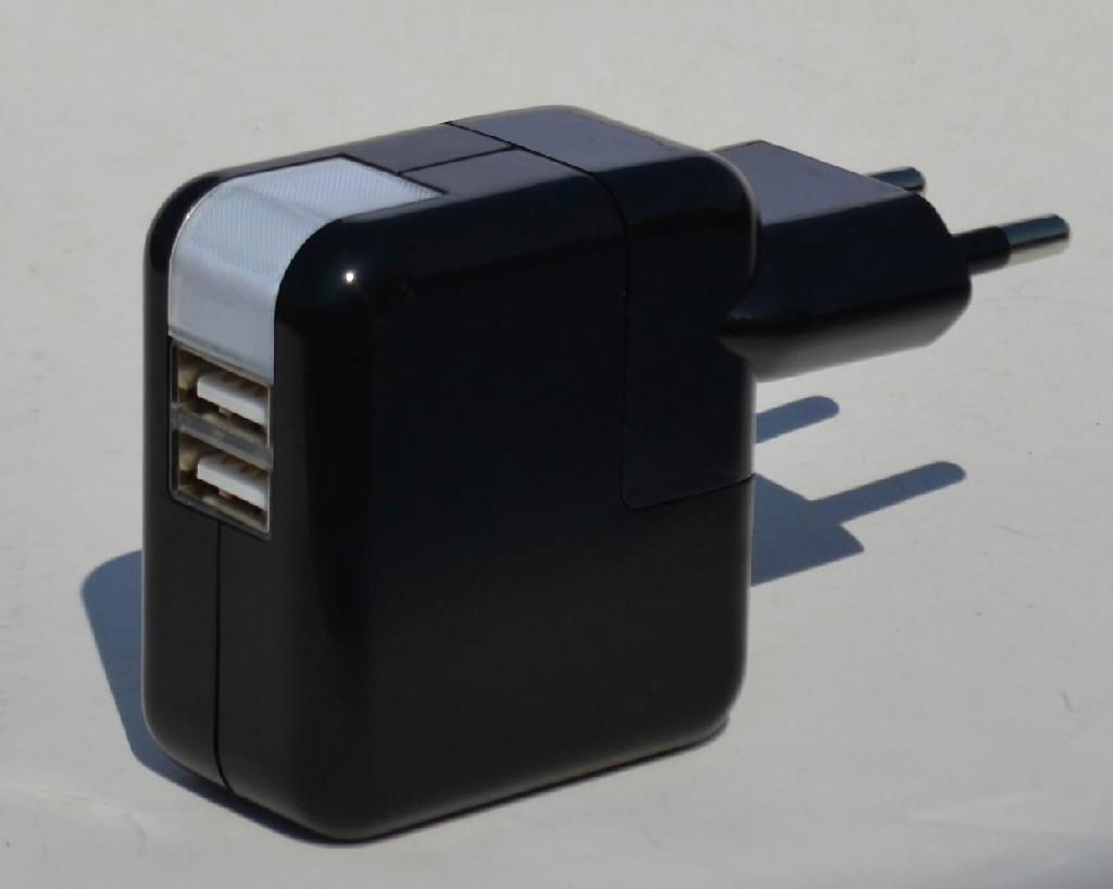 Dual USB charger with Euro plug 5