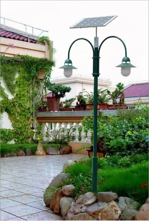 2014 New solar lawn lamp for garden lighting made in china  3