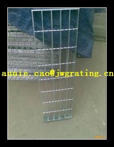 building material painted serrated steel grating 3