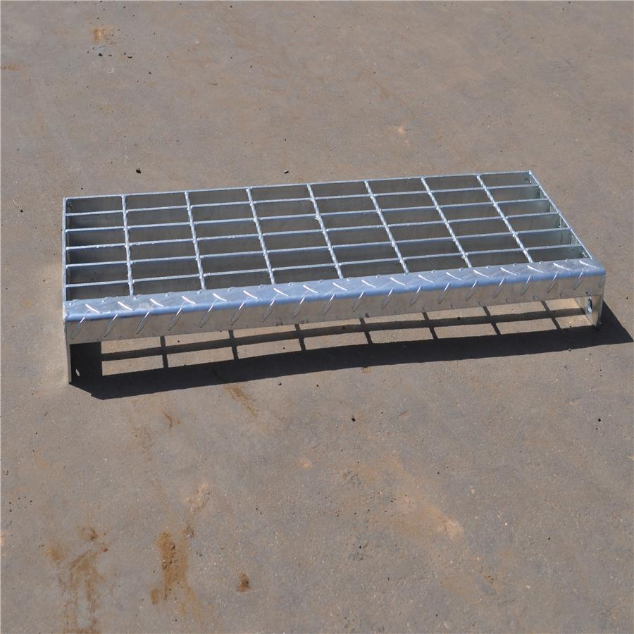 outdoor industrial checker plate nosing stair treads T3/T4 3