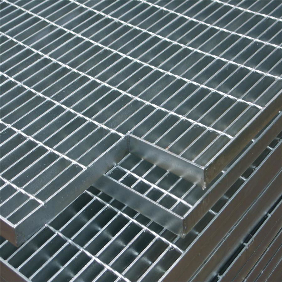 1*5.8m Hot dip galvanized steel grating serrated standard steel grating panel 4