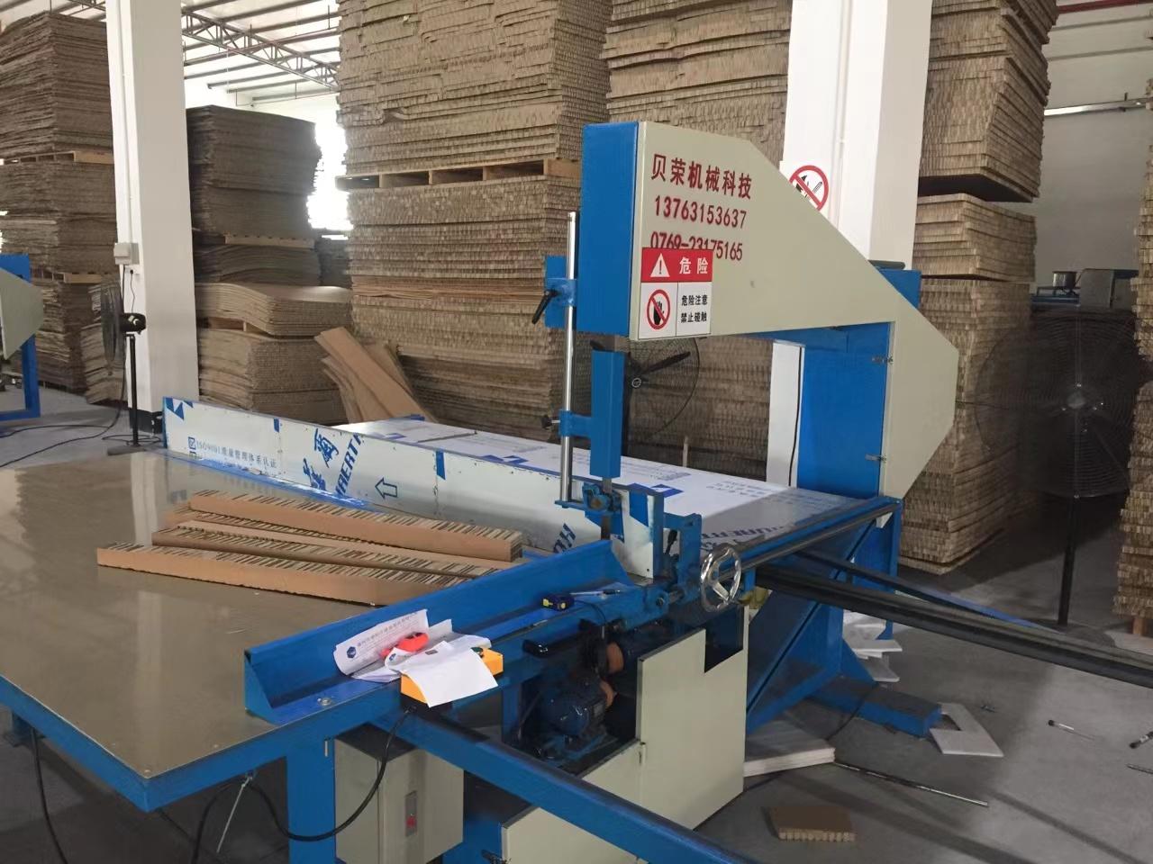 Foam cutting machine 3