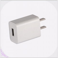 5V 2A AC/DC adapter