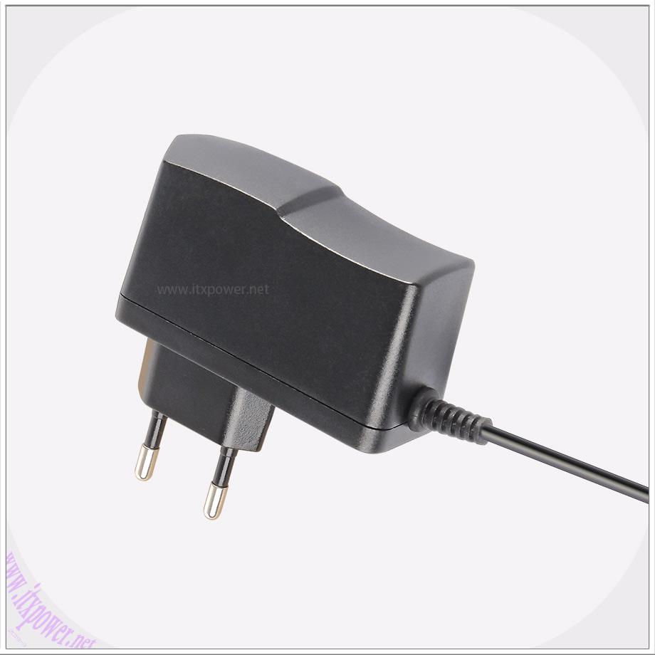 12V1A AC/DC adapter 4