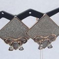 Gold Plated Gliiter Square with Bow and Crystal Earrring Jewelry in Alloy 1