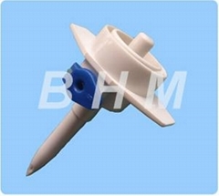 Infusion Spike with Air Vent Plastic Mould