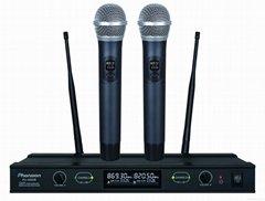  Dual channels UHF Wireless Microphone