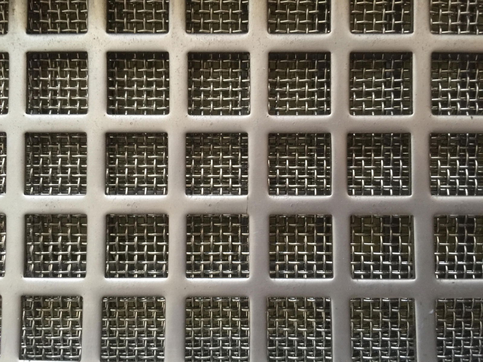 Sintered wire mesh filter cartridge 4