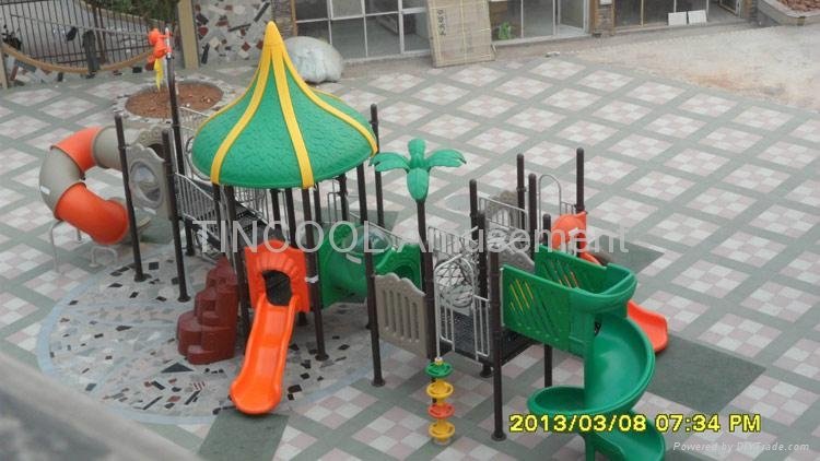 LLDPE Galvanized Steel Outdoor Playground Equipment 3