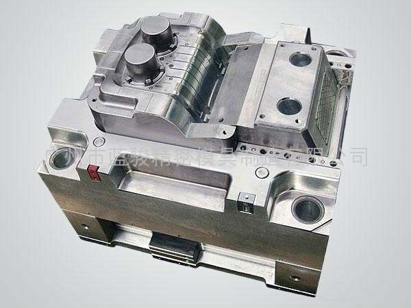 Auto injection mold manufacturing