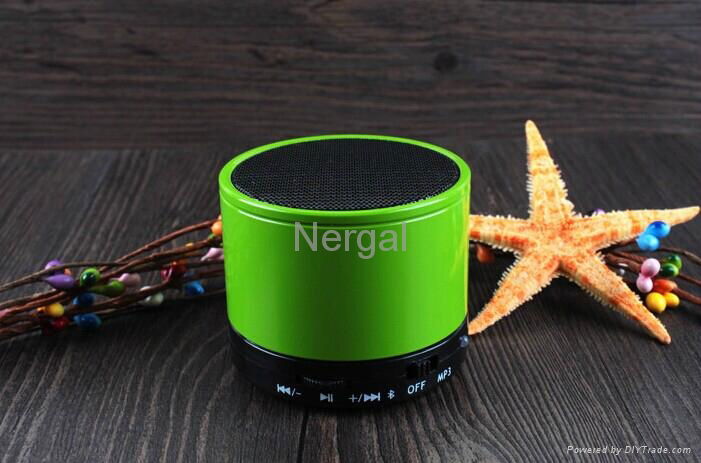 FM mini SD card bluetooth speaker  2