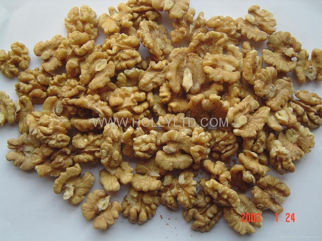 walnut kernels - LH 1