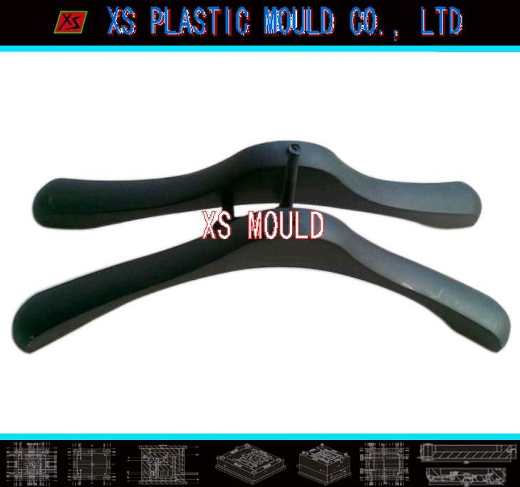 Plastic hanger mould 4