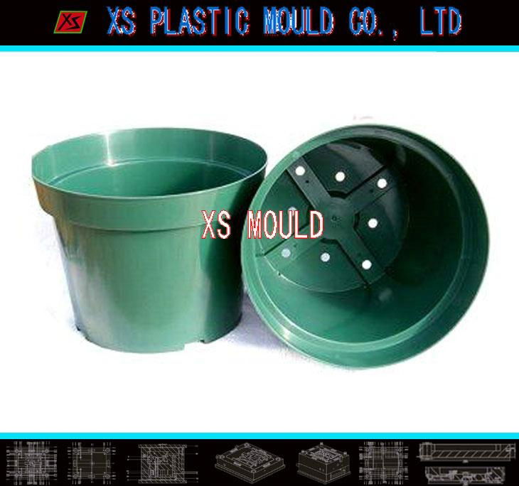 Plastic flowerpot mould