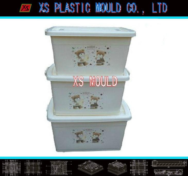Plastic storage container mould