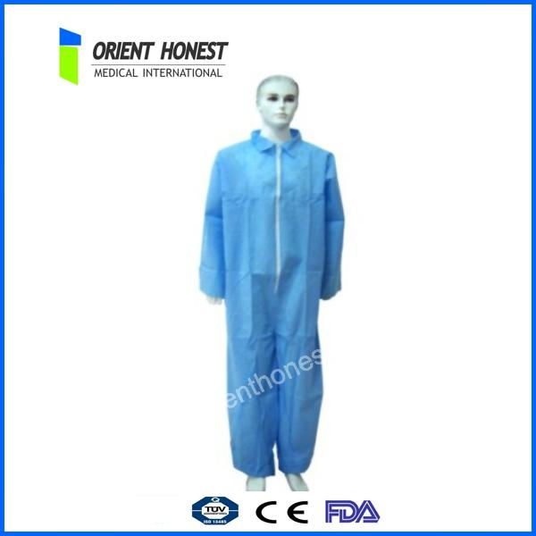 Disposable Tyvek coverall 3