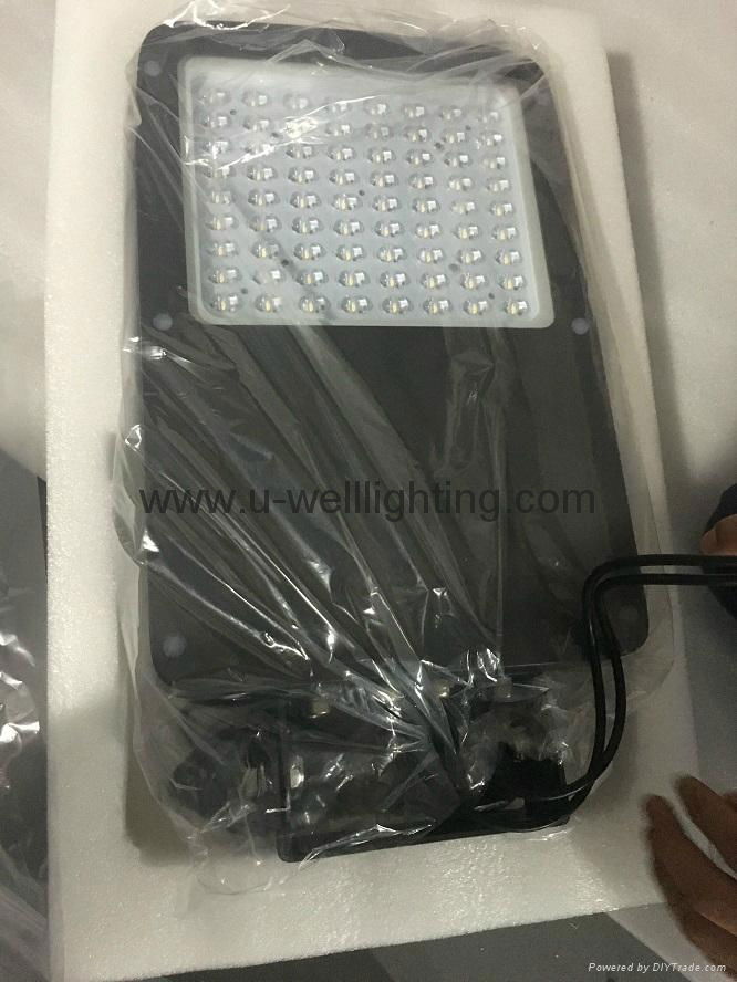 LED Solar Flood Light From China Manufacture 1600lm-5000lm 4