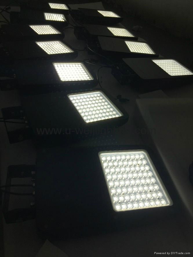 3-8m Solar LED Street Light with 30W LED Lighting 2