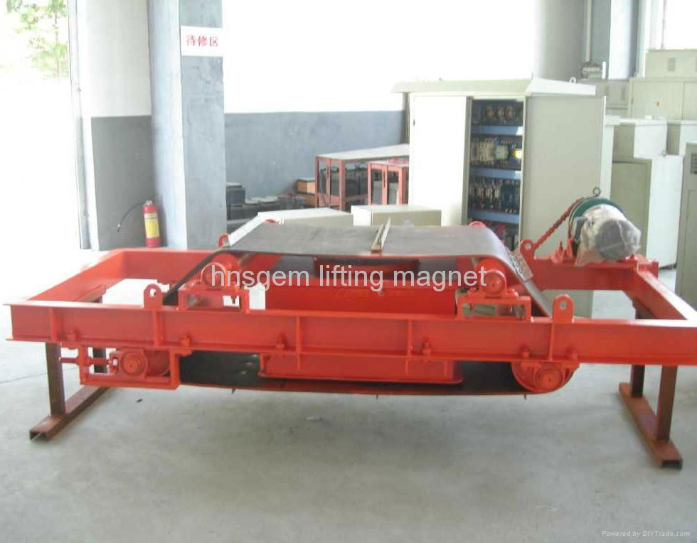 Self-Discharge Conveyor Belt Magnetic Separator 2